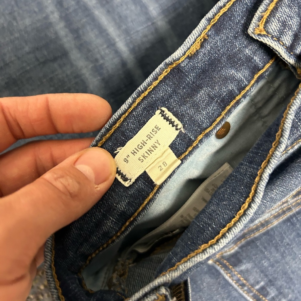 Madewell 9’’ High Rise Jeans Size 28 - Picture 8 of 9